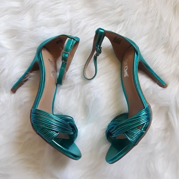 Womens Blue Heels Brand New - Picture 5 of 5